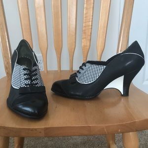 Poetic License Houndstooth Shoes